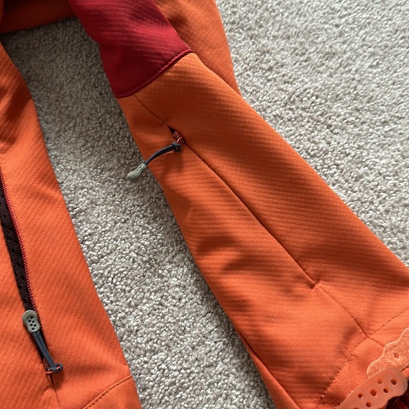 Patagonia Women’s Winter jacket, shell - Picture 4 of 10